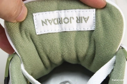 Hyperoad JORDAN AIR 4 1209